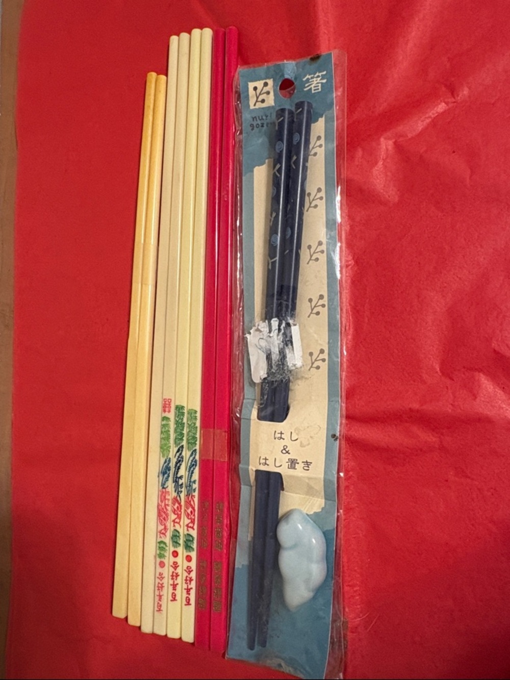 5 SETS  Japanese-Style Chopsticks Set with Blue Ceramic Rest - Black & Natural